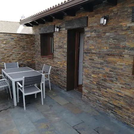 Puente Viejo De Buitrago Casa Encina Appartement Buitrago del Lozoya Buitenkant foto