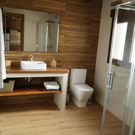 Puente Viejo De Buitrago Casa Encina Appartement Buitrago del Lozoya Buitenkant foto